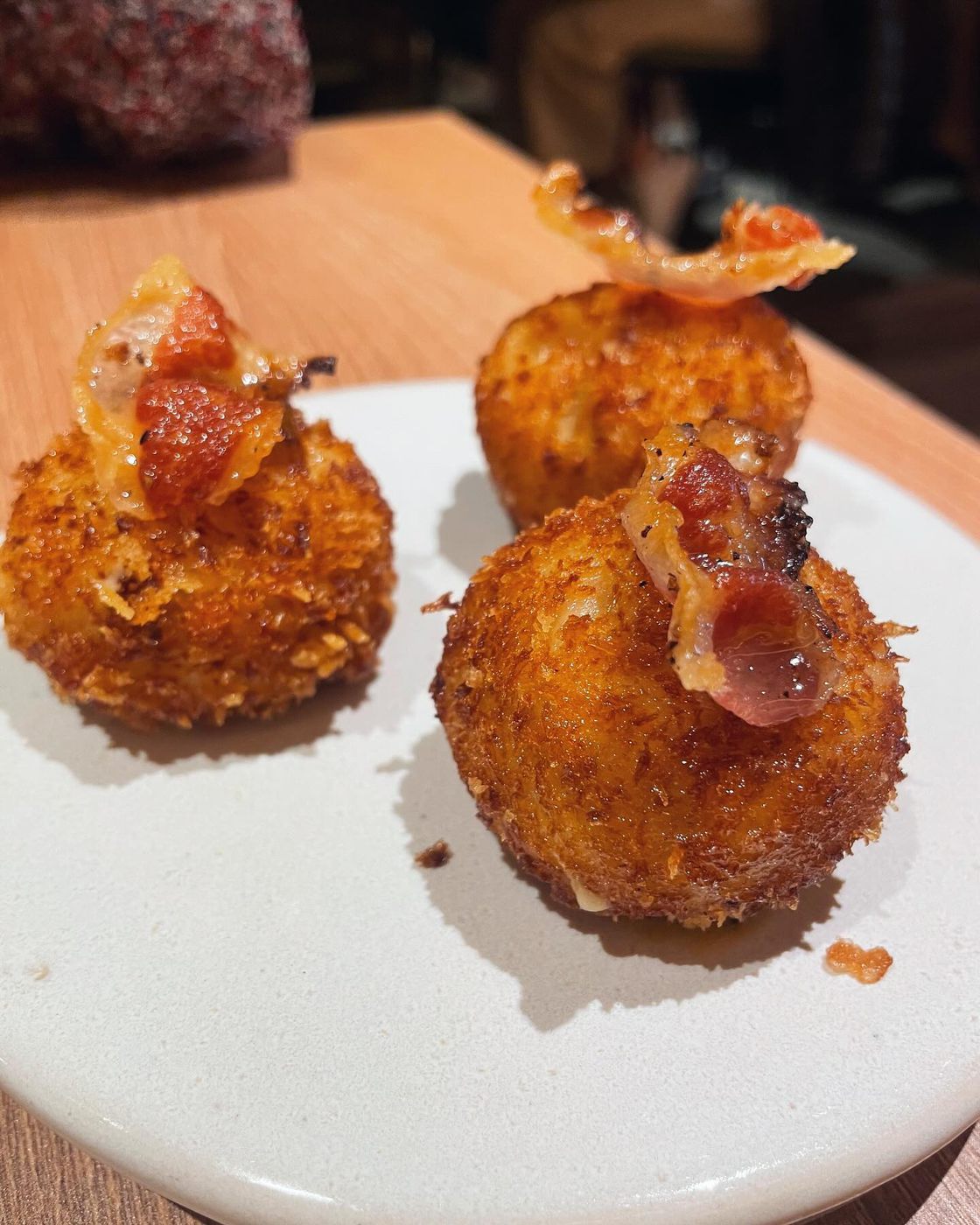 Platos diferentes y originales – por algo se llama RARO  — foto 1 de 7
